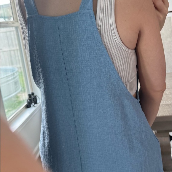 Light Blue Sleeveless Casual Over Alls Romper with Pockets - Picture 8 of 11